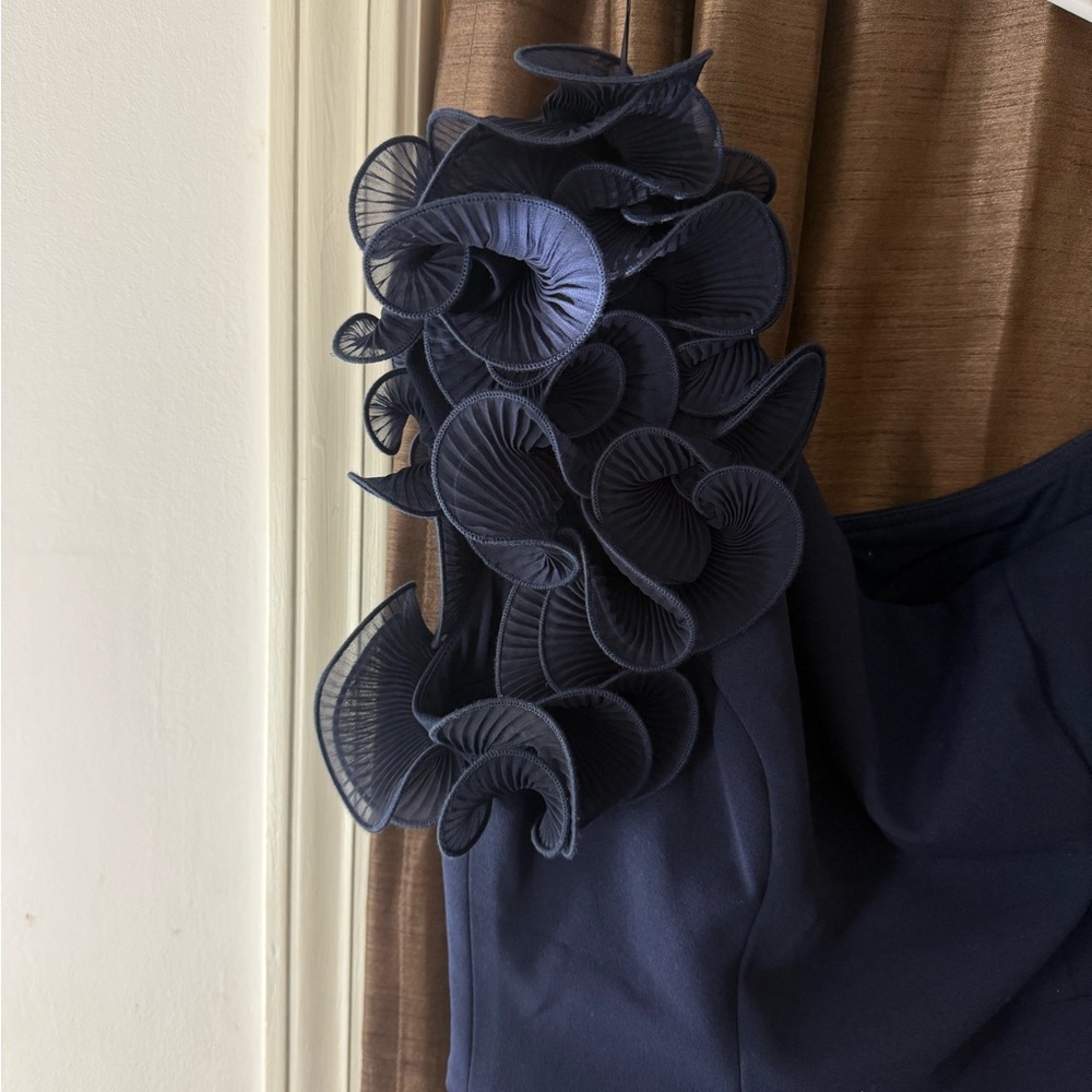 Xscape Marianna Navy One Shoulder Scuba Crepe Gown Size 8 Worn Once - Picture 4 of 11